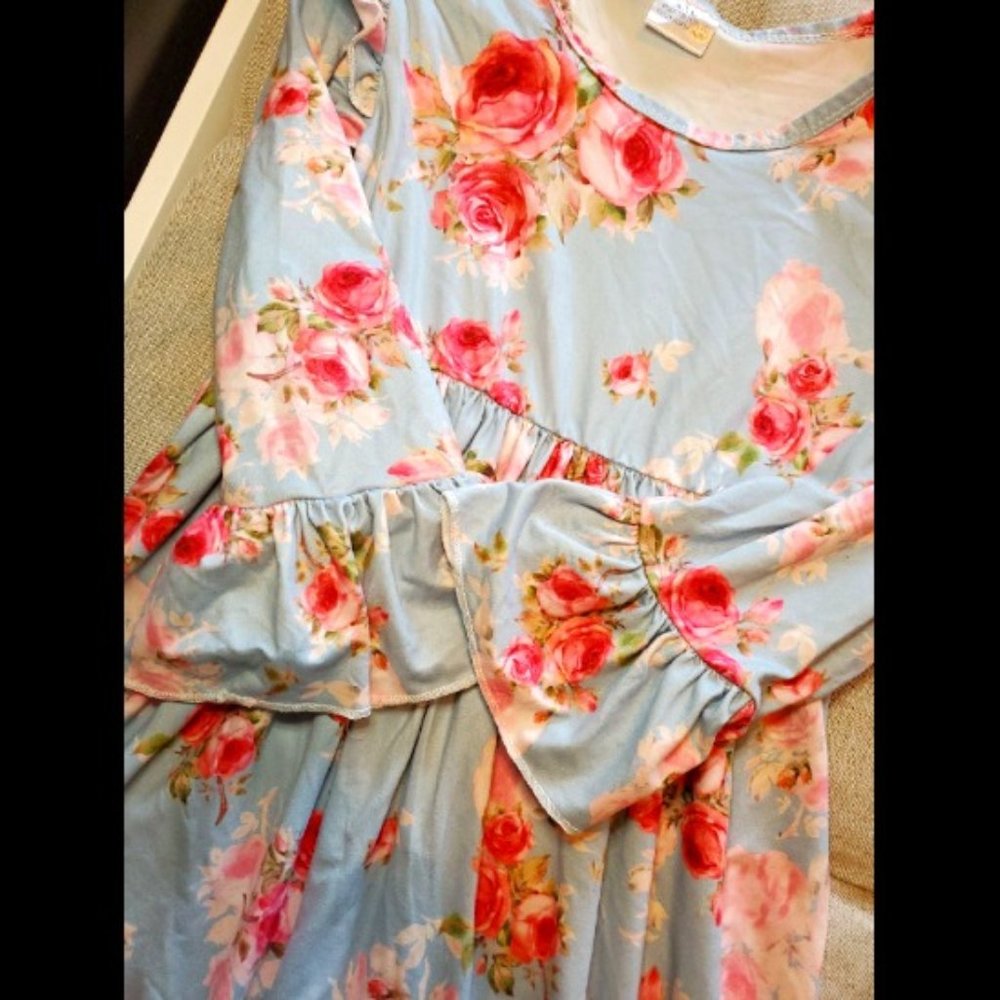 Beautiful Boutique Floral Dress - NWOT